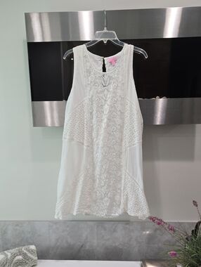 Lilly Pulitzer White Embroidered Sleeveless Dress